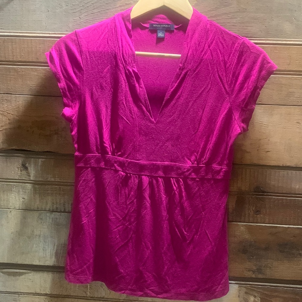 Ladies Banana Republic Tee